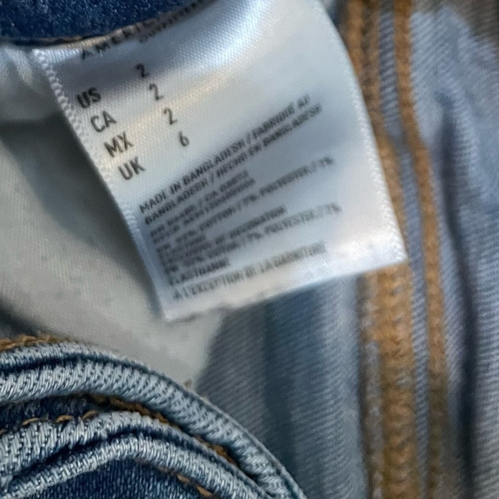American Eagle outfitters Skinny Jeans with Distressed Details - Picture 3 of 6
